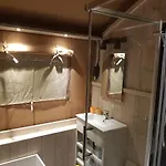 Safaritent 5 *